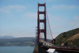 Golden Gate Bridge. Betalingsanlgget anes til hjre.